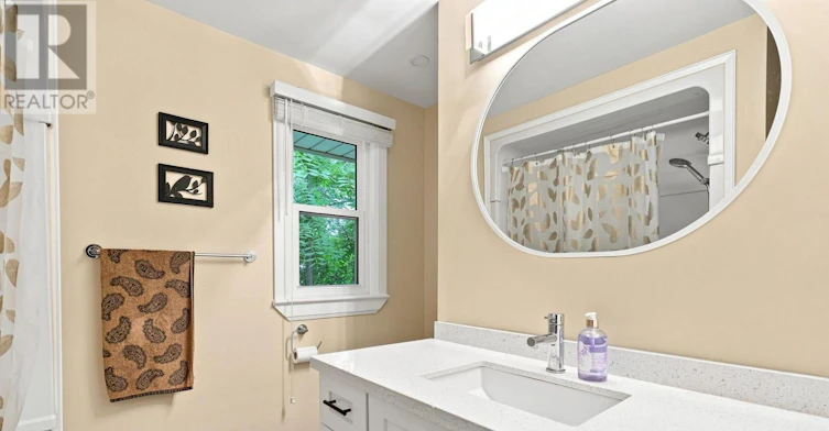 8166 Thorold Stone (Main Road, Niagara Falls, ON, L2H 1A6 - 11