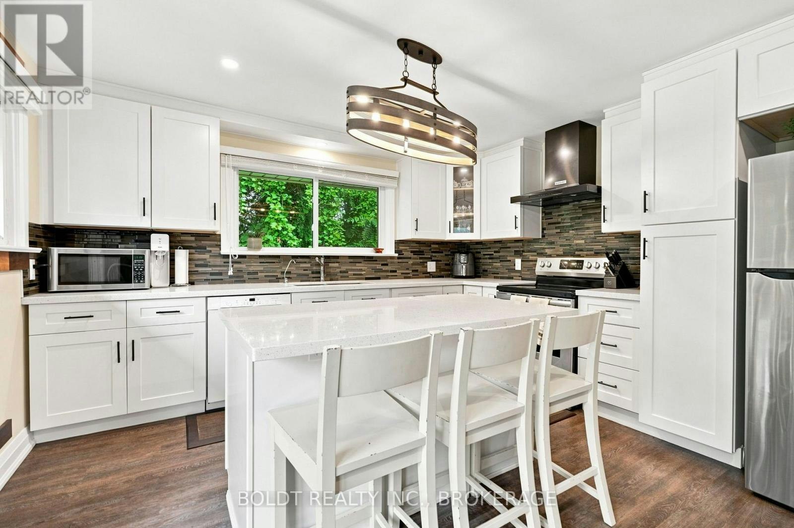8166 Thorold Stone (Main Road, Niagara Falls, ON, L2H 1A6 - 7