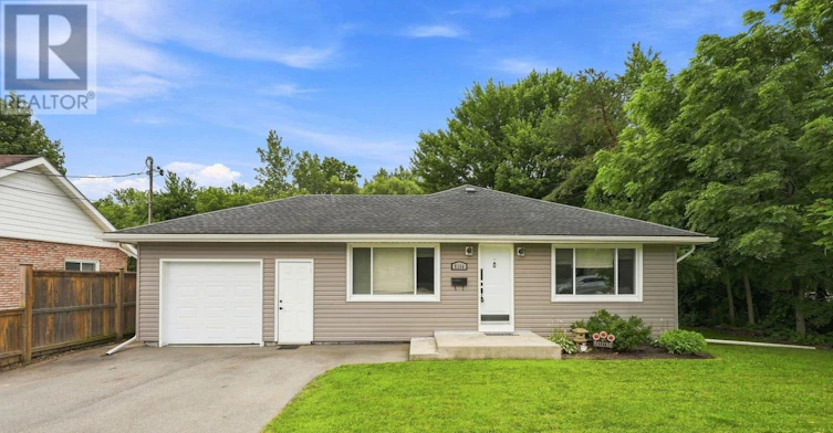 8166 Thorold Stone (Main Road, Niagara Falls, ON, L2H 1A6