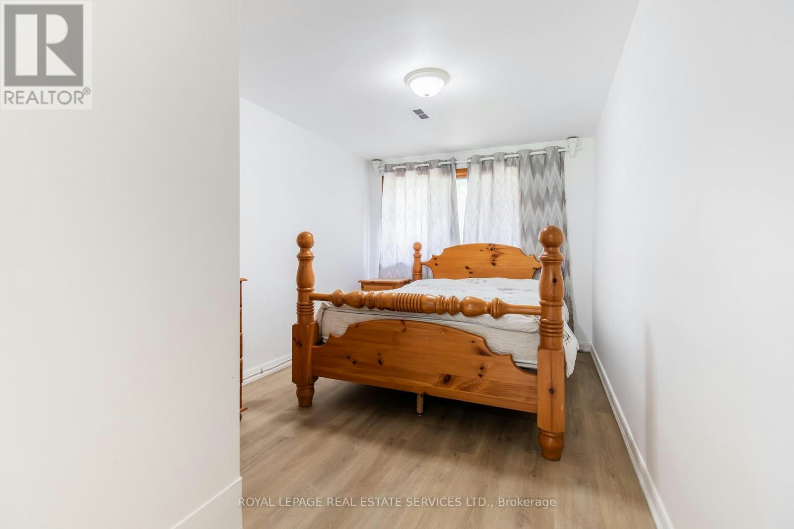 2-227 Lakeshore Road W, Oakville, ON, L6K 1E9 - 7