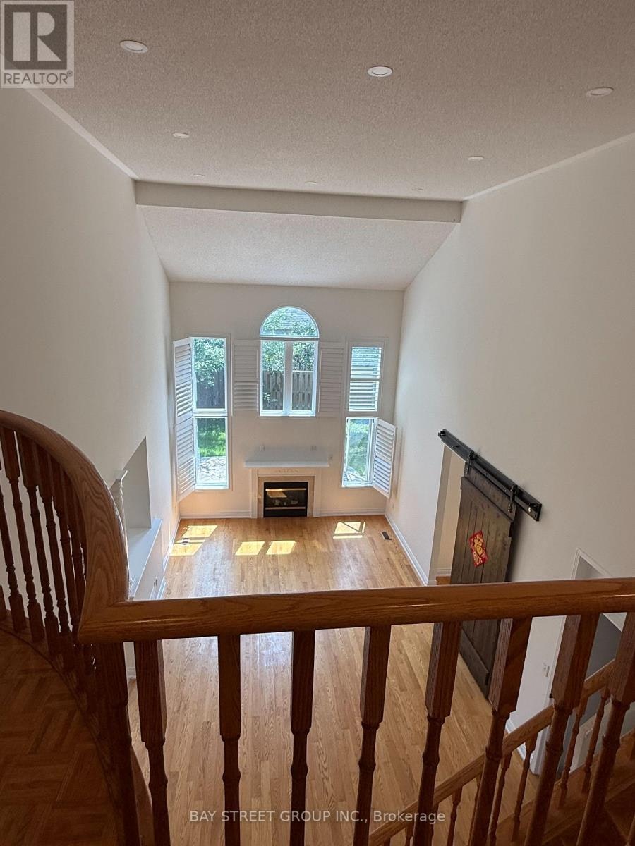 39 Emery Hill Boulevard, Markham, ON, L6C 2W7 - 9