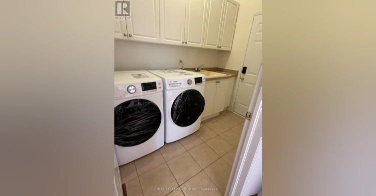 39 Emery Hill Boulevard, Markham, ON, L6C 2W7 - 16