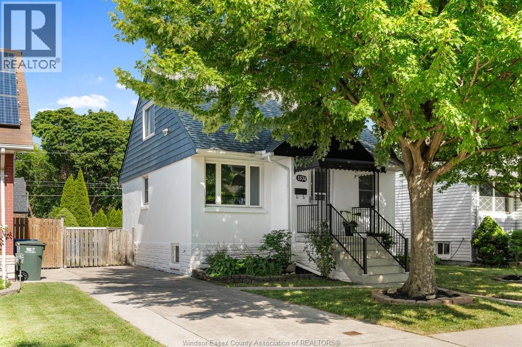 1574 Arthur, Windsor, ON, N8Y 3Y9