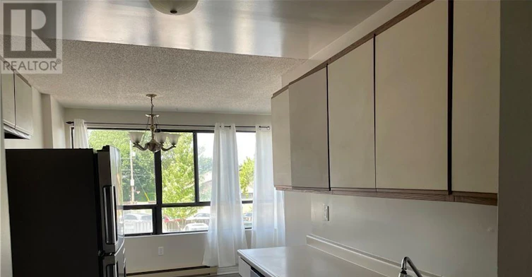 4-135 Baseline Road, London, ON, N6J 4W4 - 2