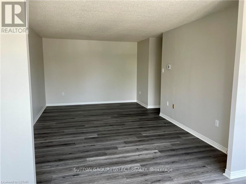 4-135 Baseline Road, London, ON, N6J 4W4 - 8