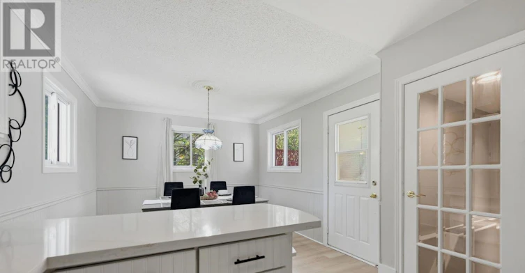 7962 Booth Street, Niagara Falls, ON, L2H 1E8 - 10