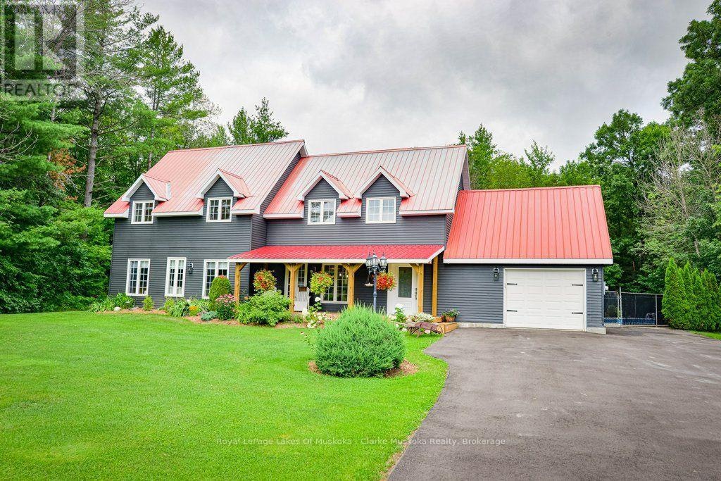 1572 Laughlin Falls Road, Severn, ON, L0K 1E0