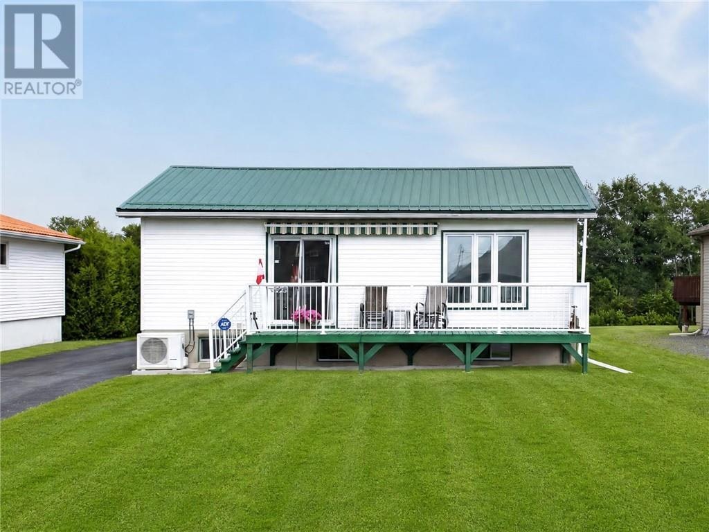 3066 River Road, Greater Sudbury, ON, P3N 1E7
