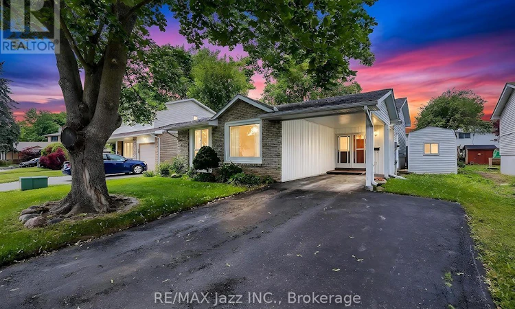 22 Deerpark Crescent