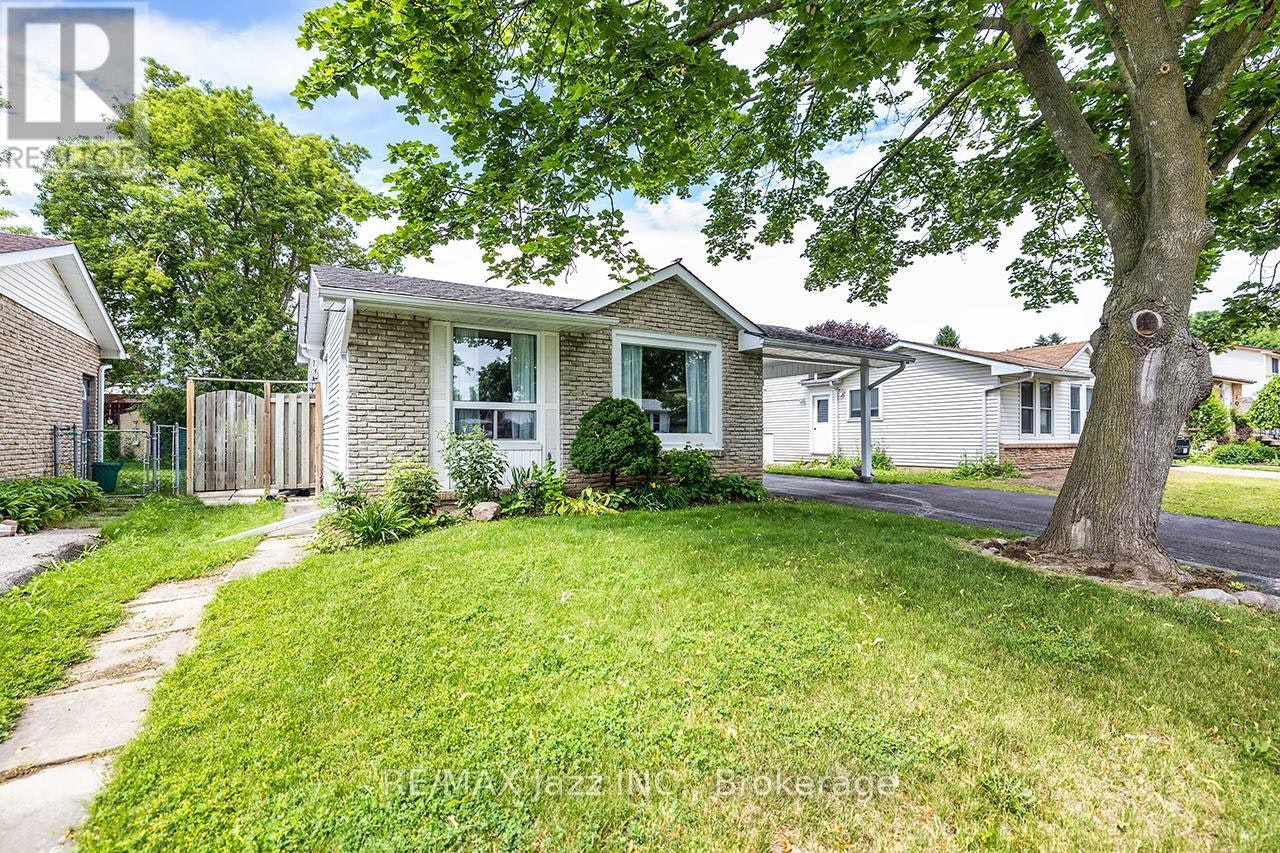 22 Deerpark Crescent, Clarington, ON, L1C 3M3