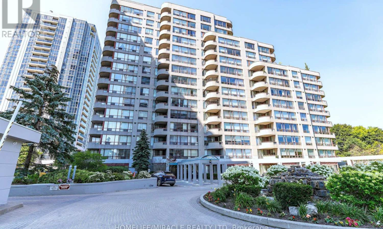 306-5785 Yonge Street