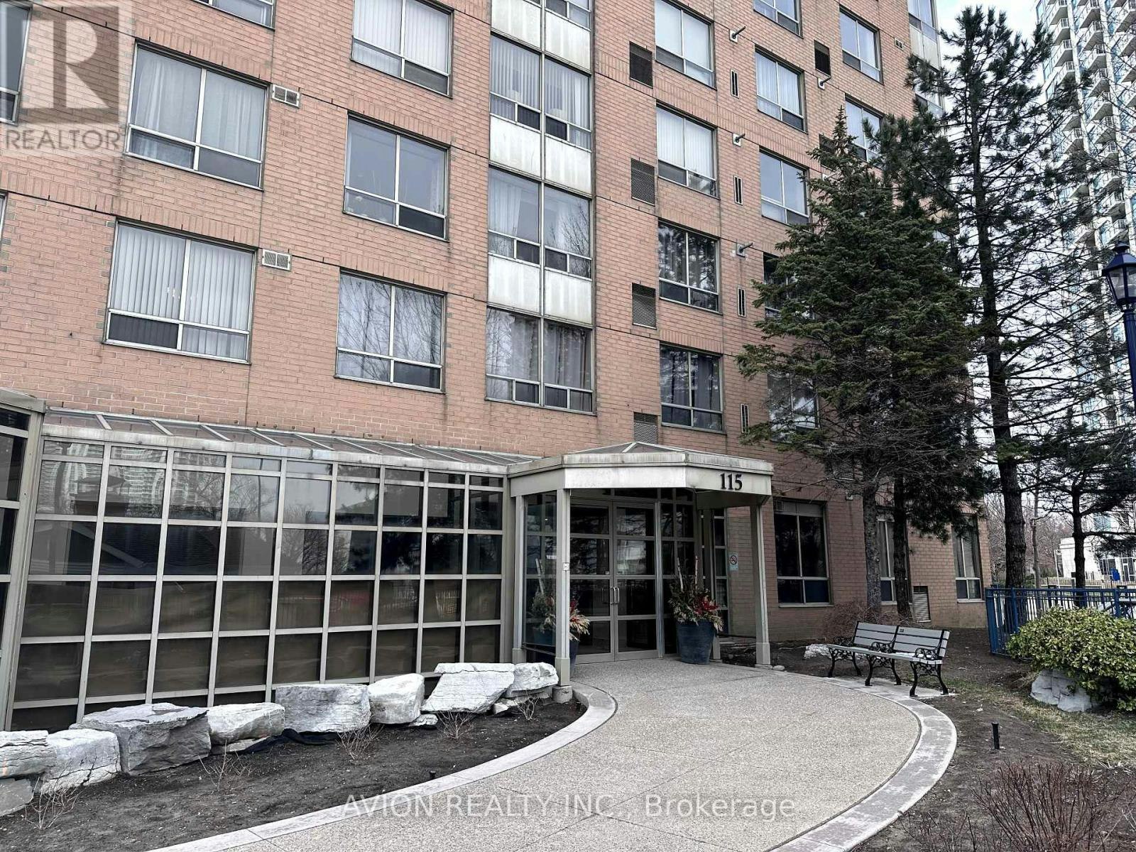 1-706 115 Room Omni Drive, Toronto, ON, M1P 5B4