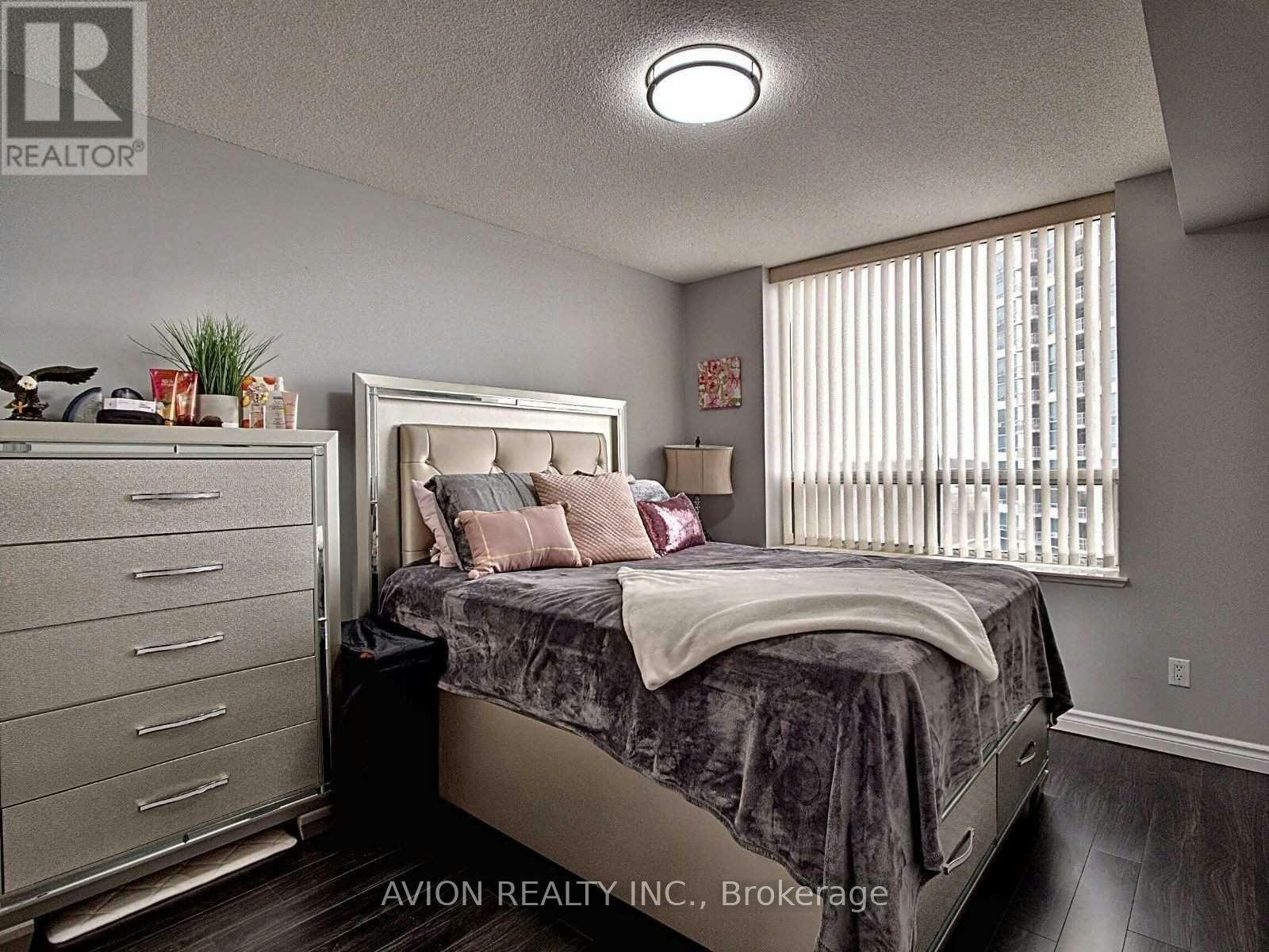 1-706 115 Room Omni Drive, Toronto, ON, M1P 5B4 - 6