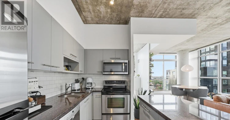 PH 2-179 George Street, Ottawa, ON, K1N 1J8 - 10
