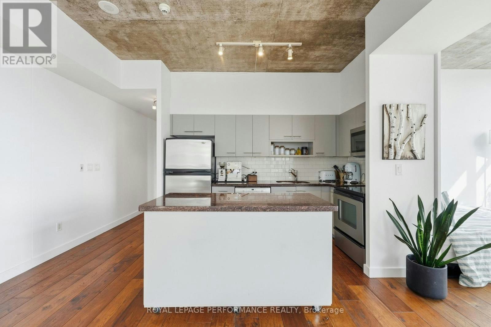 PH 2-179 George Street, Ottawa, ON, K1N 1J8 - 7