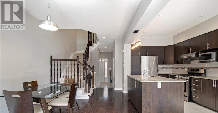 428 Arncliffe Avenue, Ottawa, ON, K2W 0B7 - 4