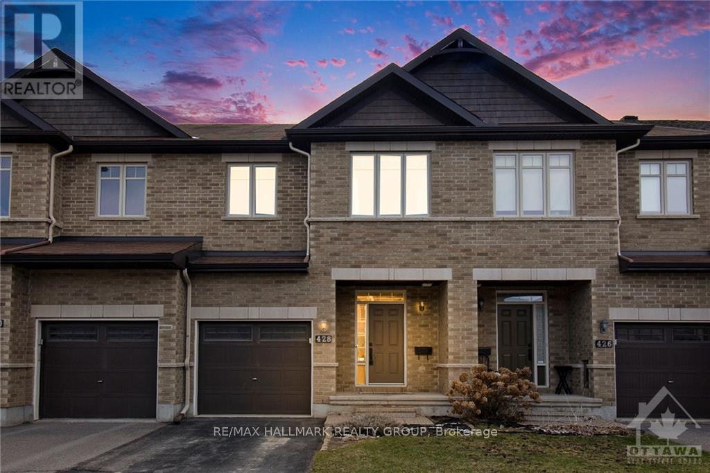 428 Arncliffe Avenue, Ottawa, ON, K2W 0B7