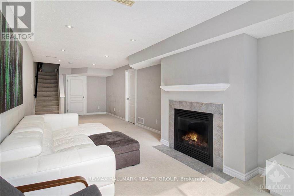 428 Arncliffe Avenue, Ottawa, ON, K2W 0B7 - 23