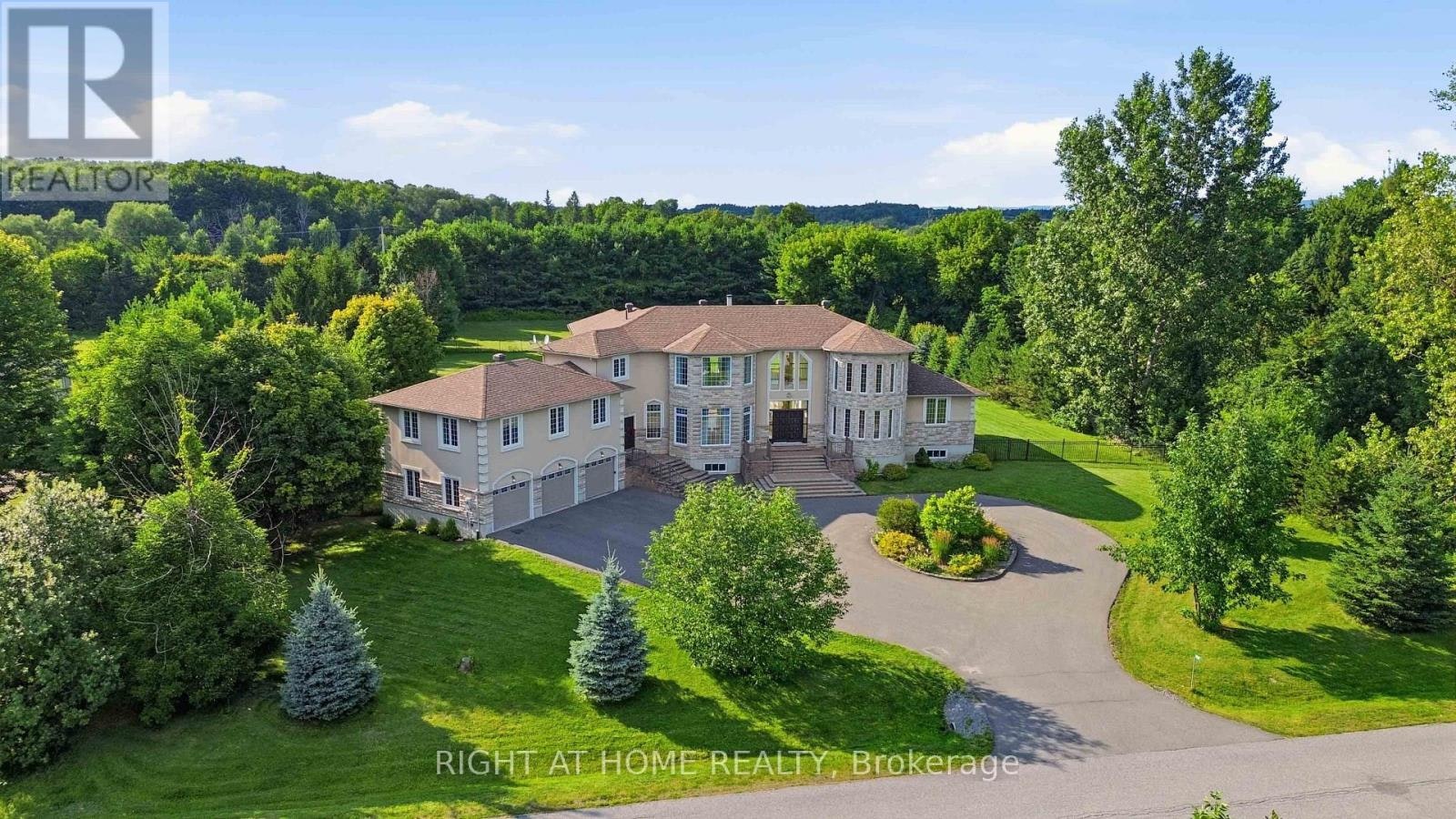1607 Landel Drive, Ottawa, ON, K2W 1C2