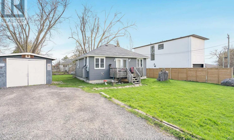 1417 Maple Way