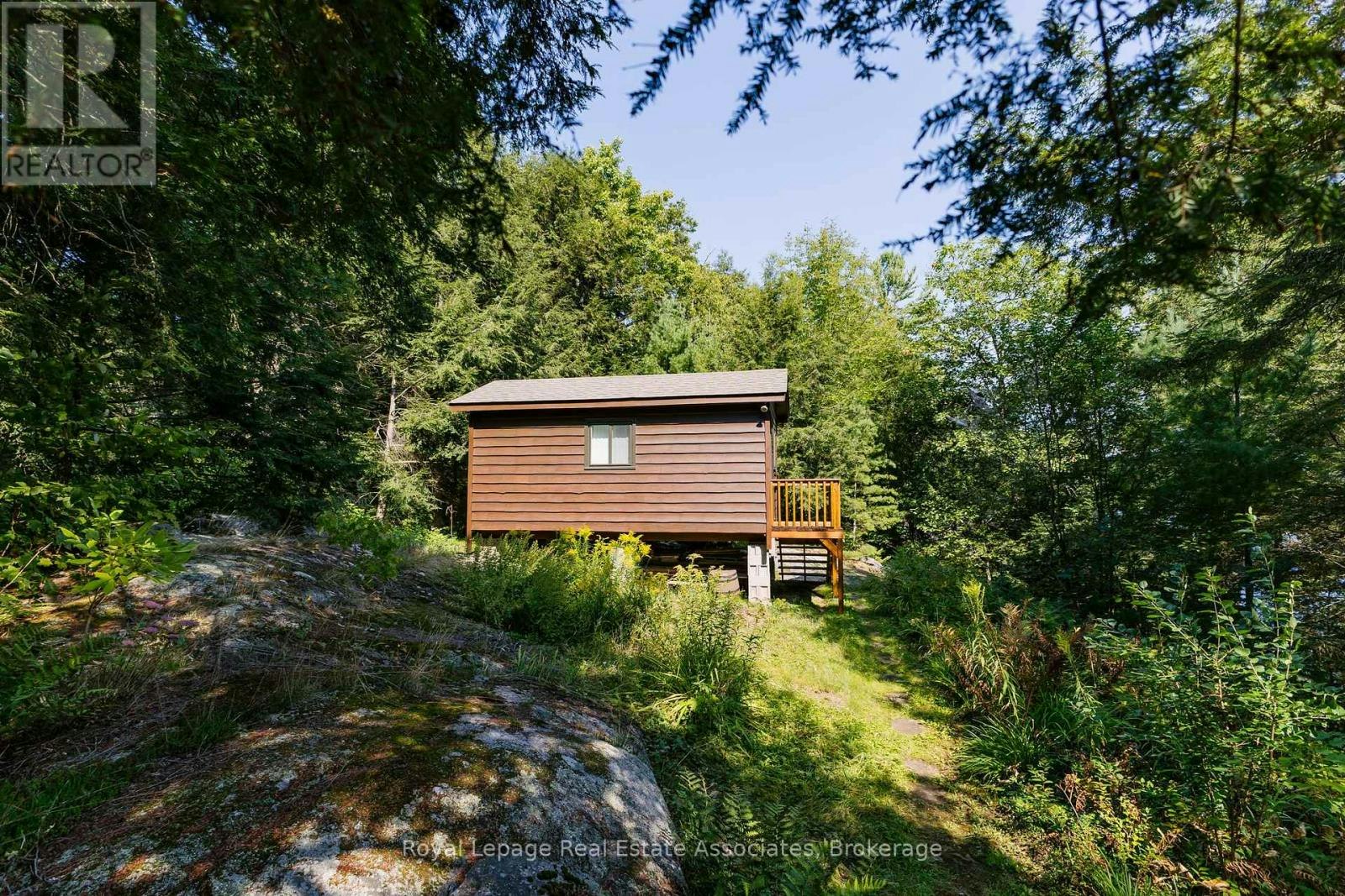 6415 Kennisis Lake Road, Dysart et al, ON, K0M 1S0