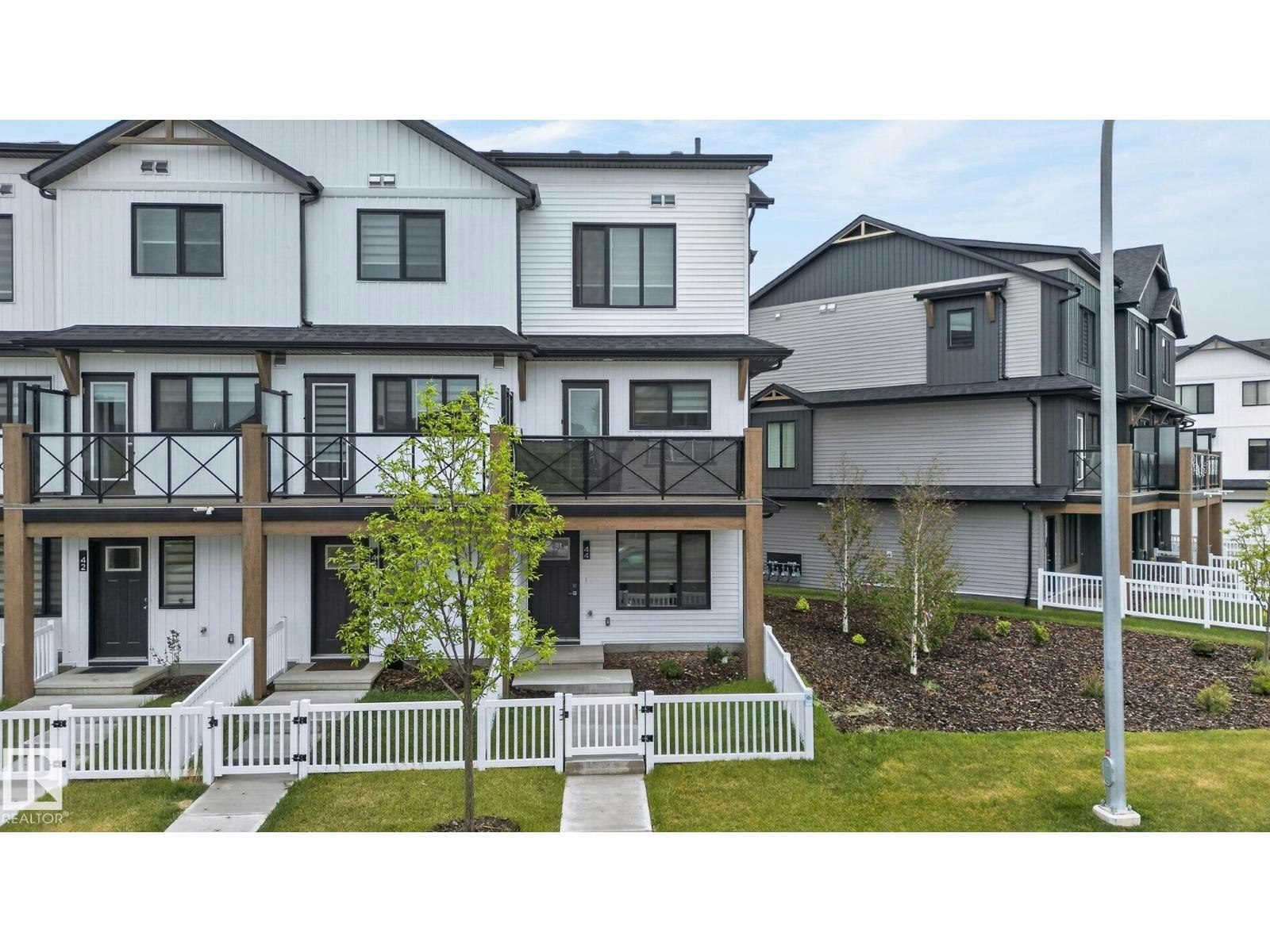 44-1025 Secord Pm NW, Edmonton, AB, T5T 7V4