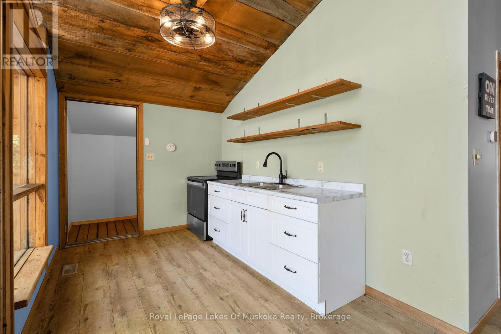 1213 Sherwood Forest Road, Bracebridge, ON, P1L 1X3 - 21
