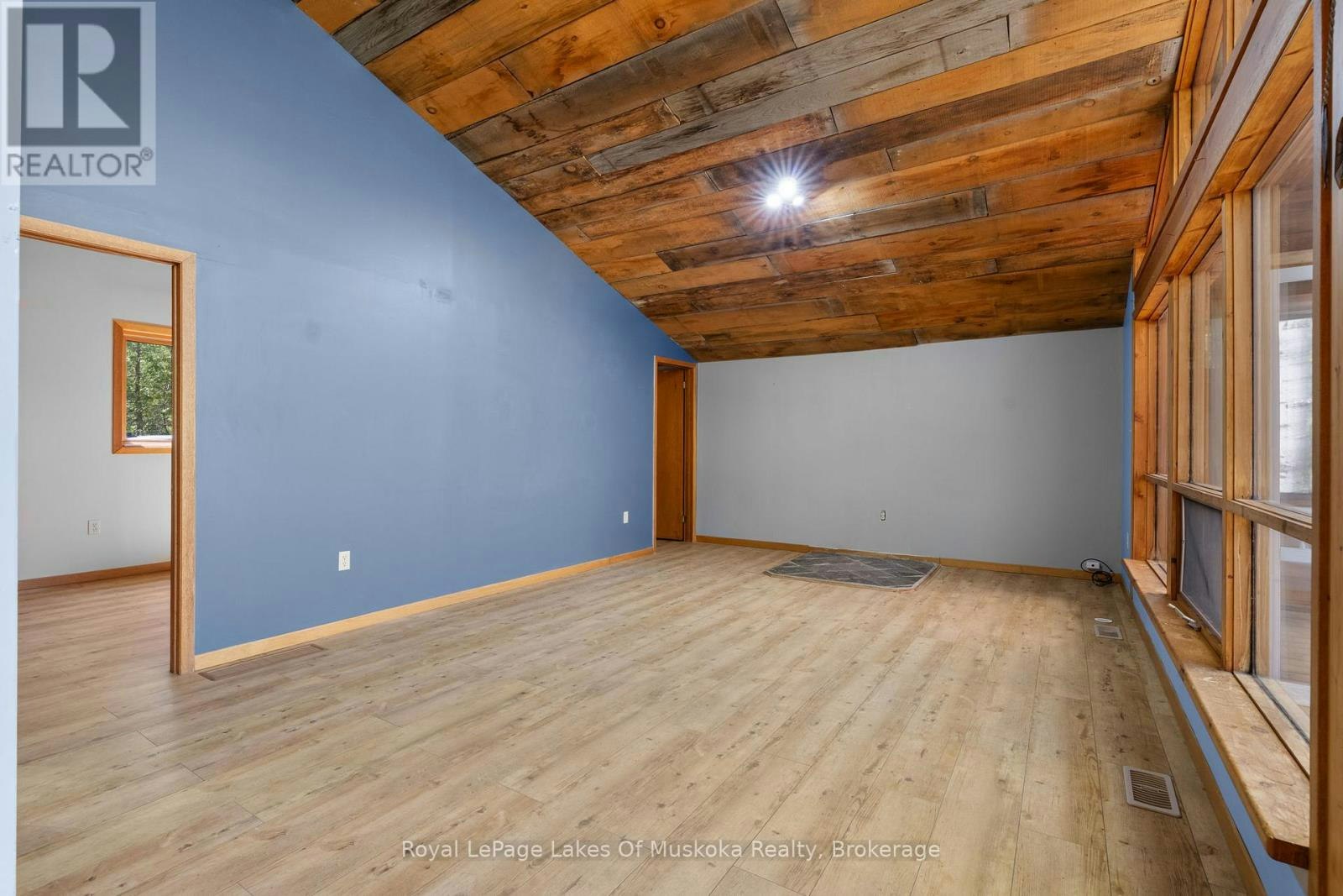 1213 Sherwood Forest Road, Bracebridge, ON, P1L 1X3 - 18