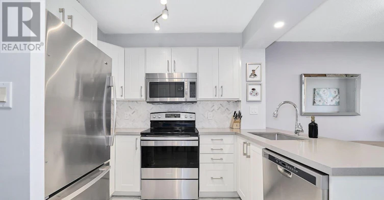 808-1625 Pickering Parkway, Pickering, ON, L1V 6Z6 - 8