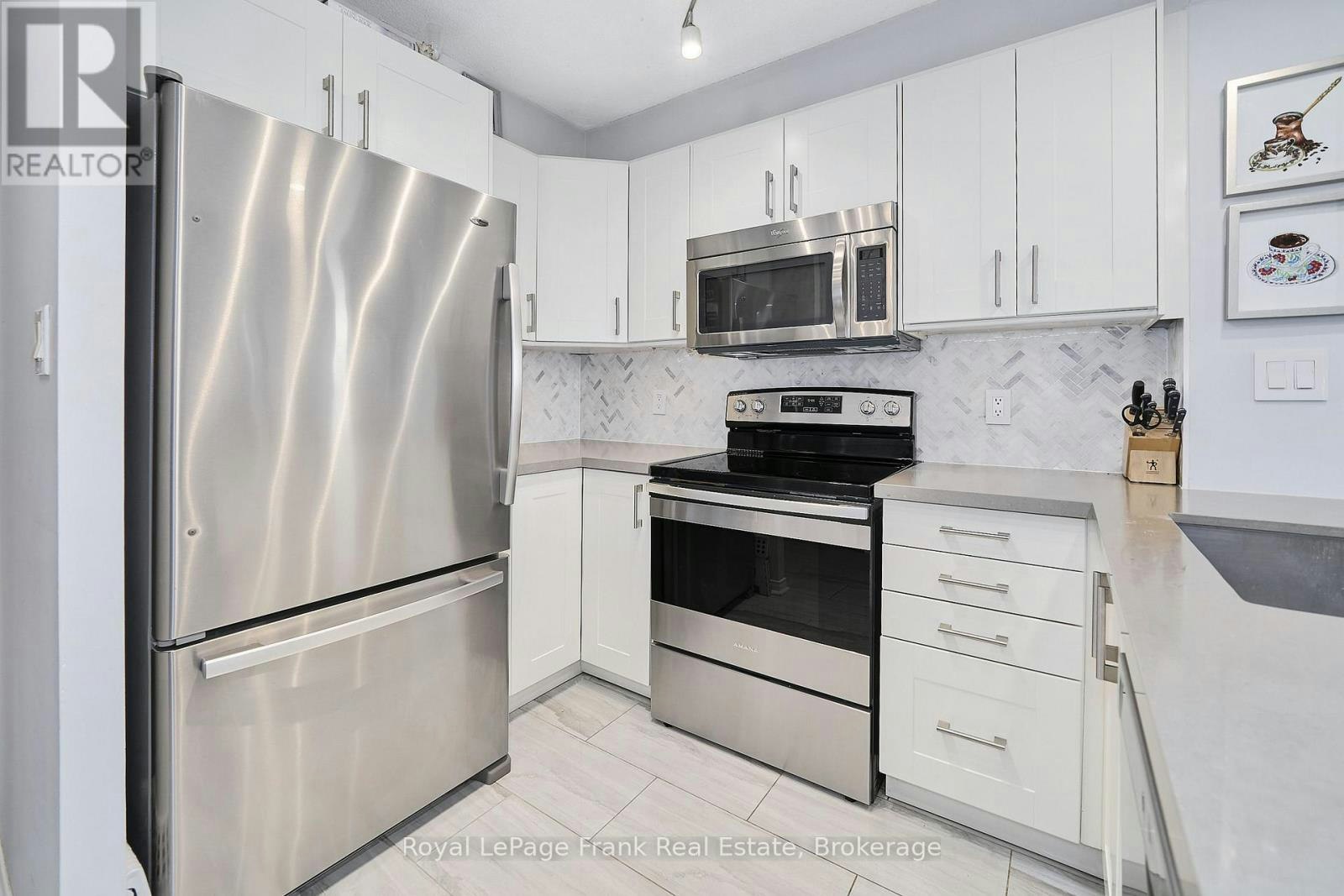 808-1625 Pickering Parkway, Pickering, ON, L1V 6Z6 - 9