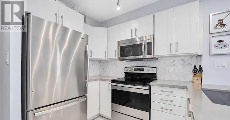 808-1625 Pickering Parkway, Pickering, ON, L1V 6Z6 - 9