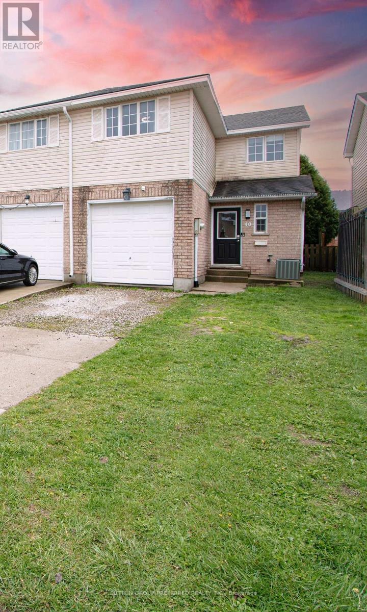 40 Katie Lane, Strathroy, ON, N7G 4E5