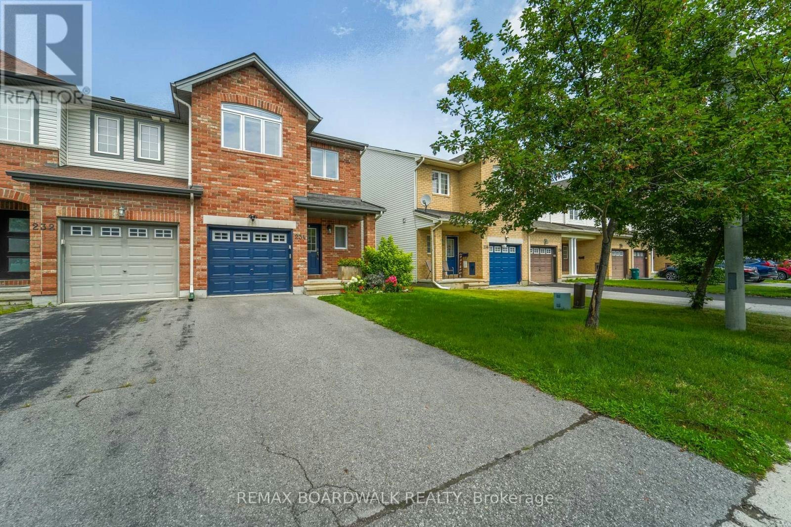234 Opus Street, Ottawa, ON, K2S 0J1