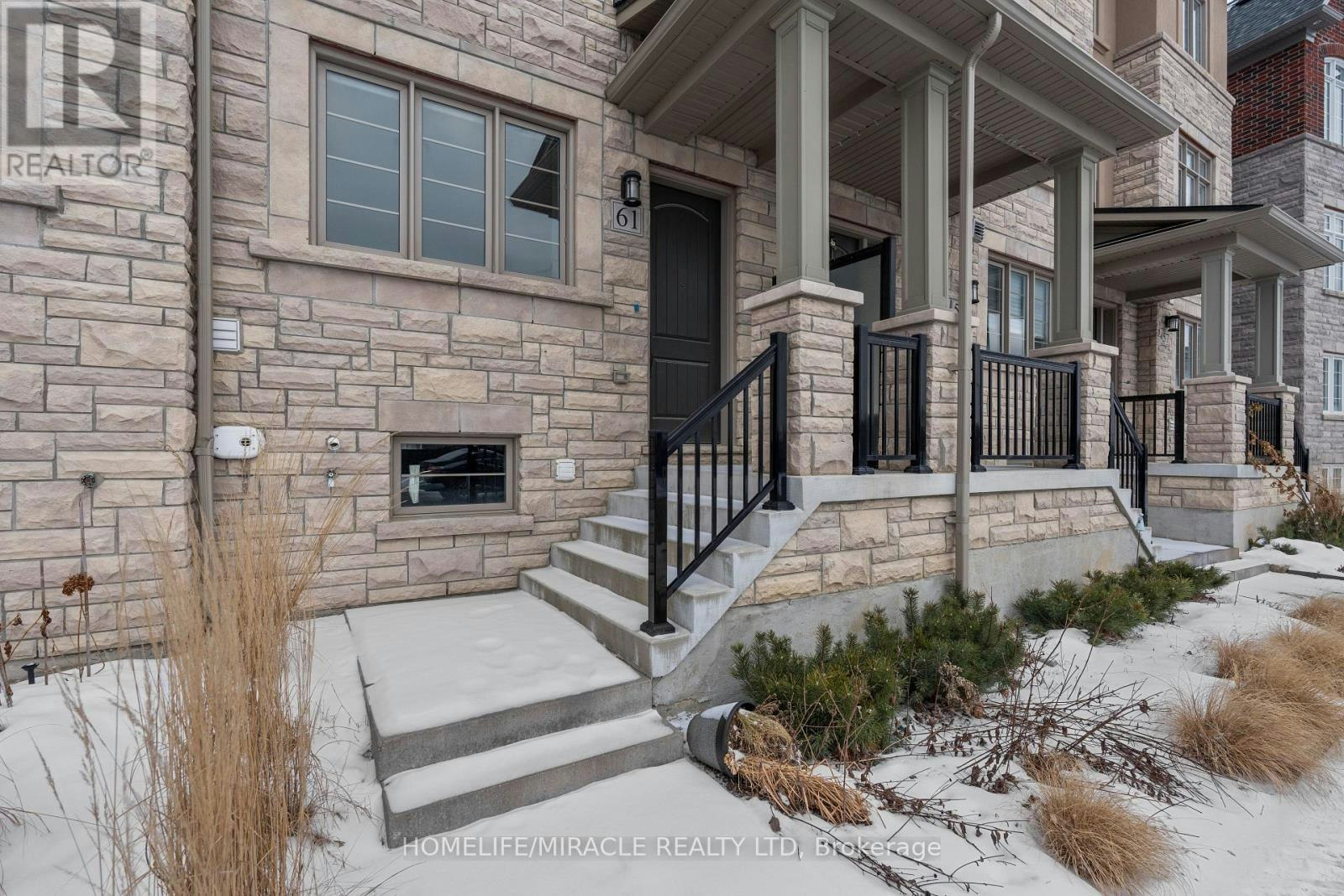 61 Yorkton Boulevard, Markham, ON, L6C 0Y8