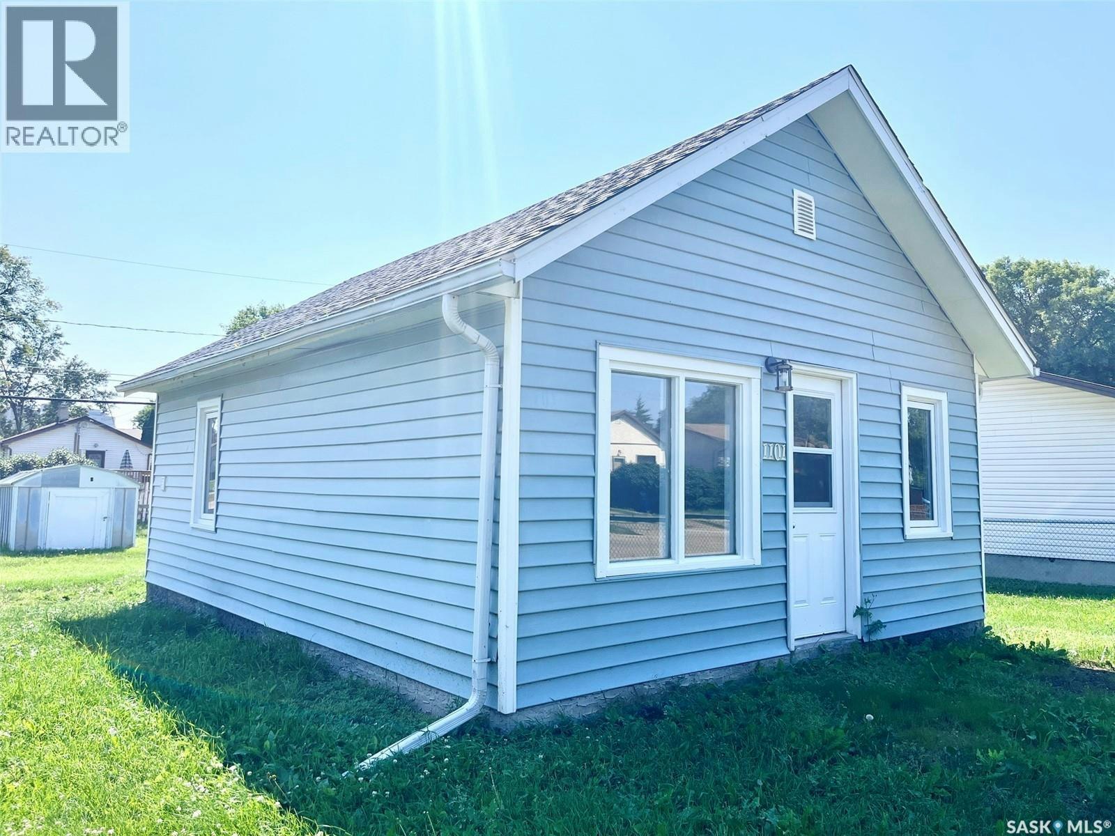1101 12th Street W, Prince Albert, SK, S6V 3E3