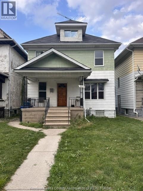 880 Moy Avenue, Windsor, ON, N9A 2N8