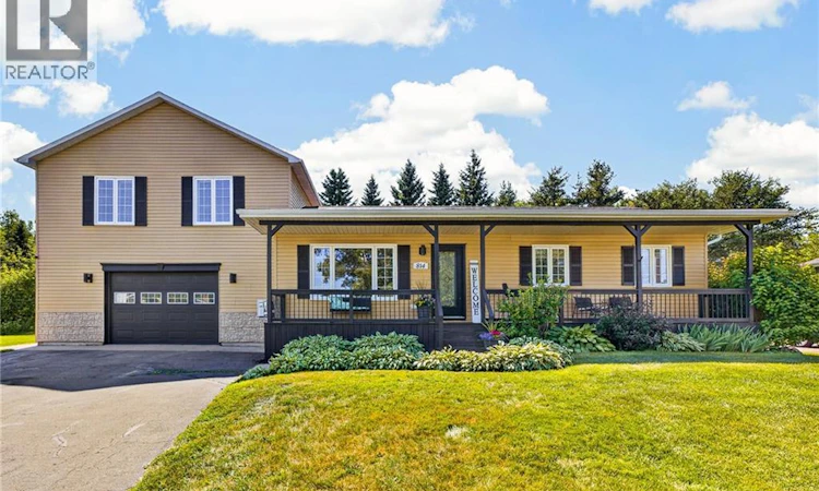 814 Julia Court
