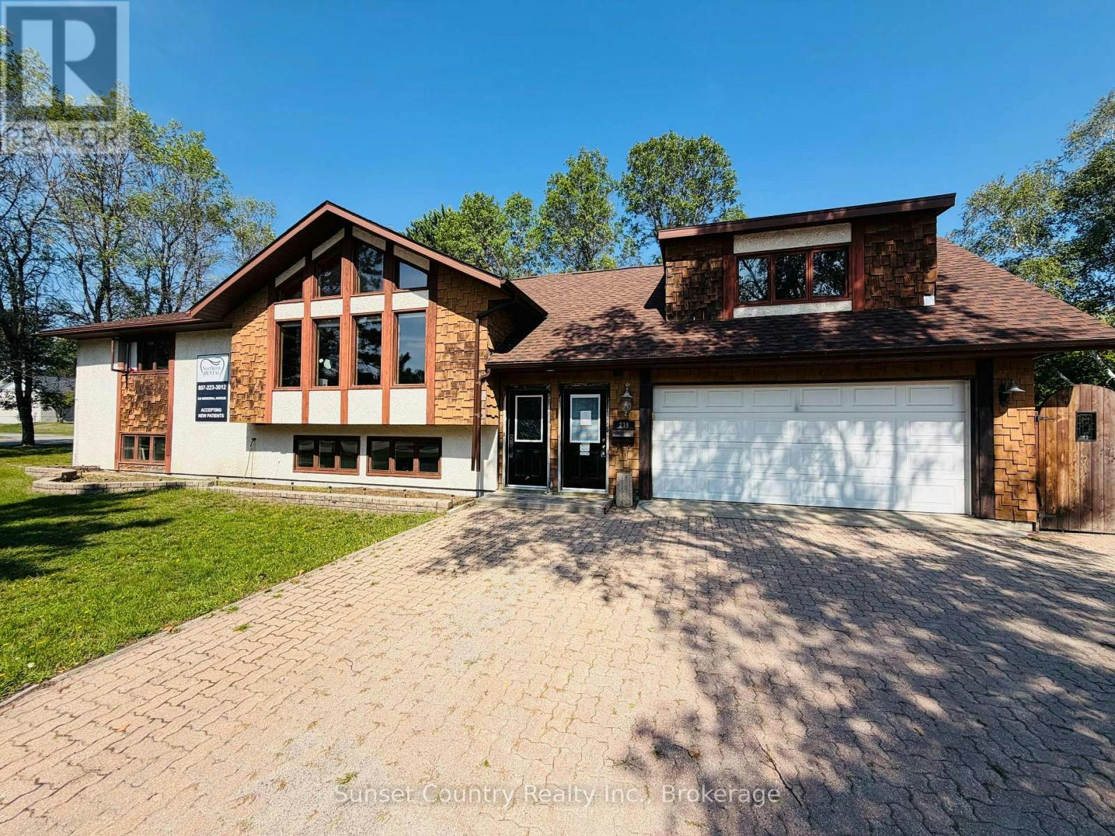 239 Memorial Avenue, Dryden, ON, P8N 2M6