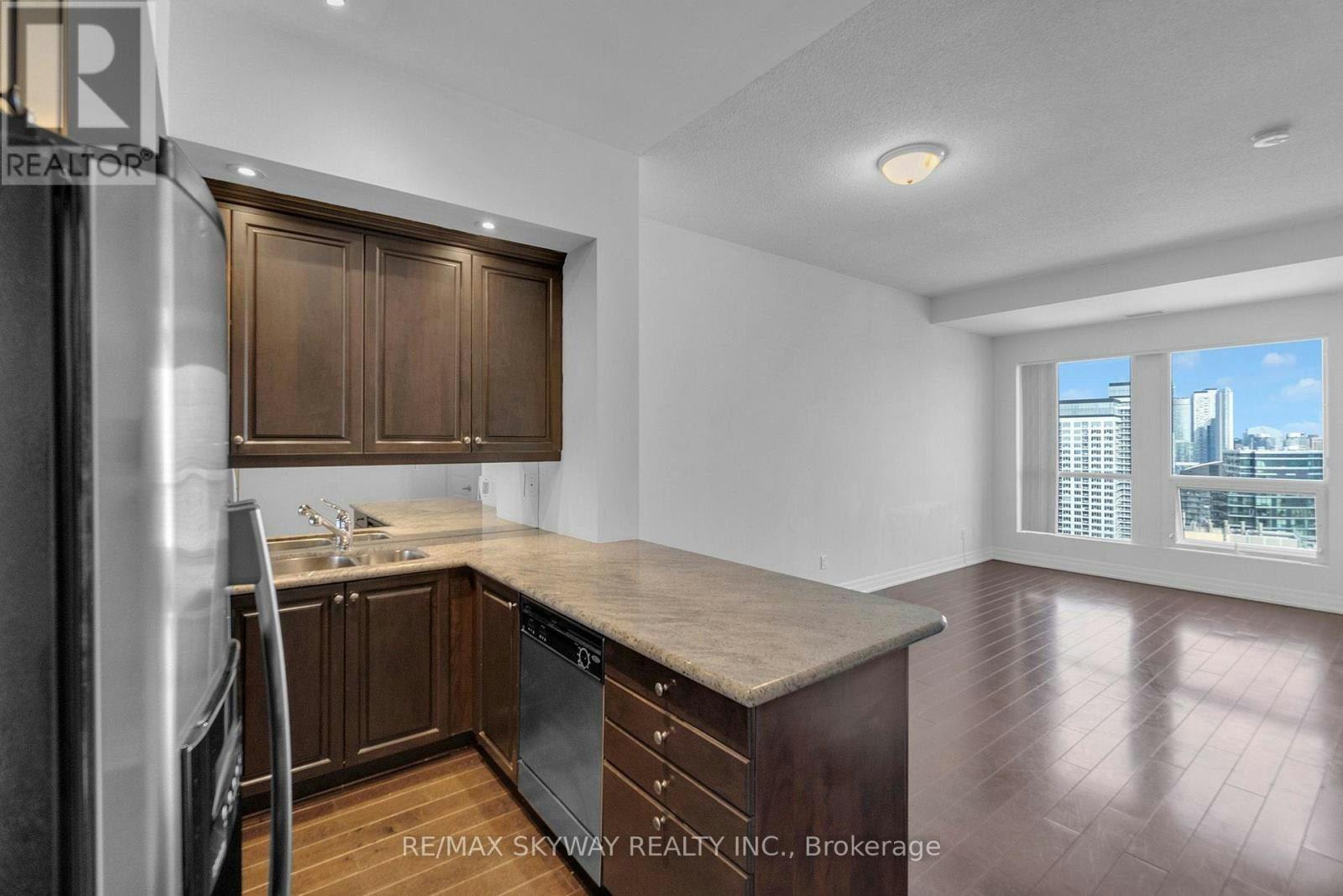 LPH03-628 Fleet Street, Toronto, ON, M5V 1A8 - 14