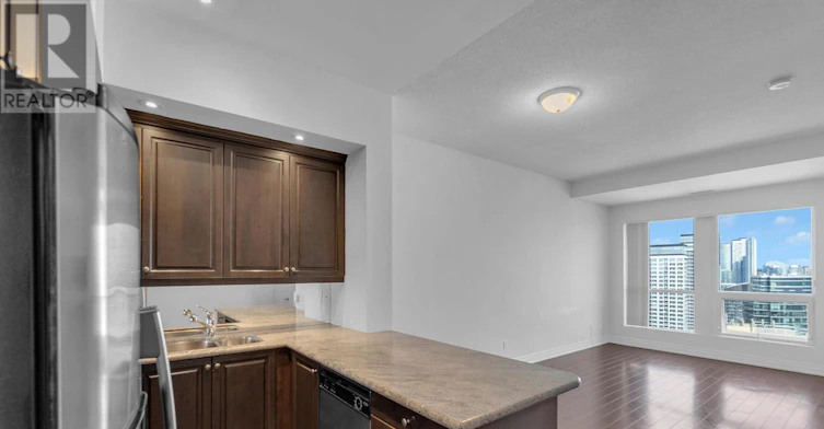 LPH03-628 Fleet Street, Toronto, ON, M5V 1A8 - 14