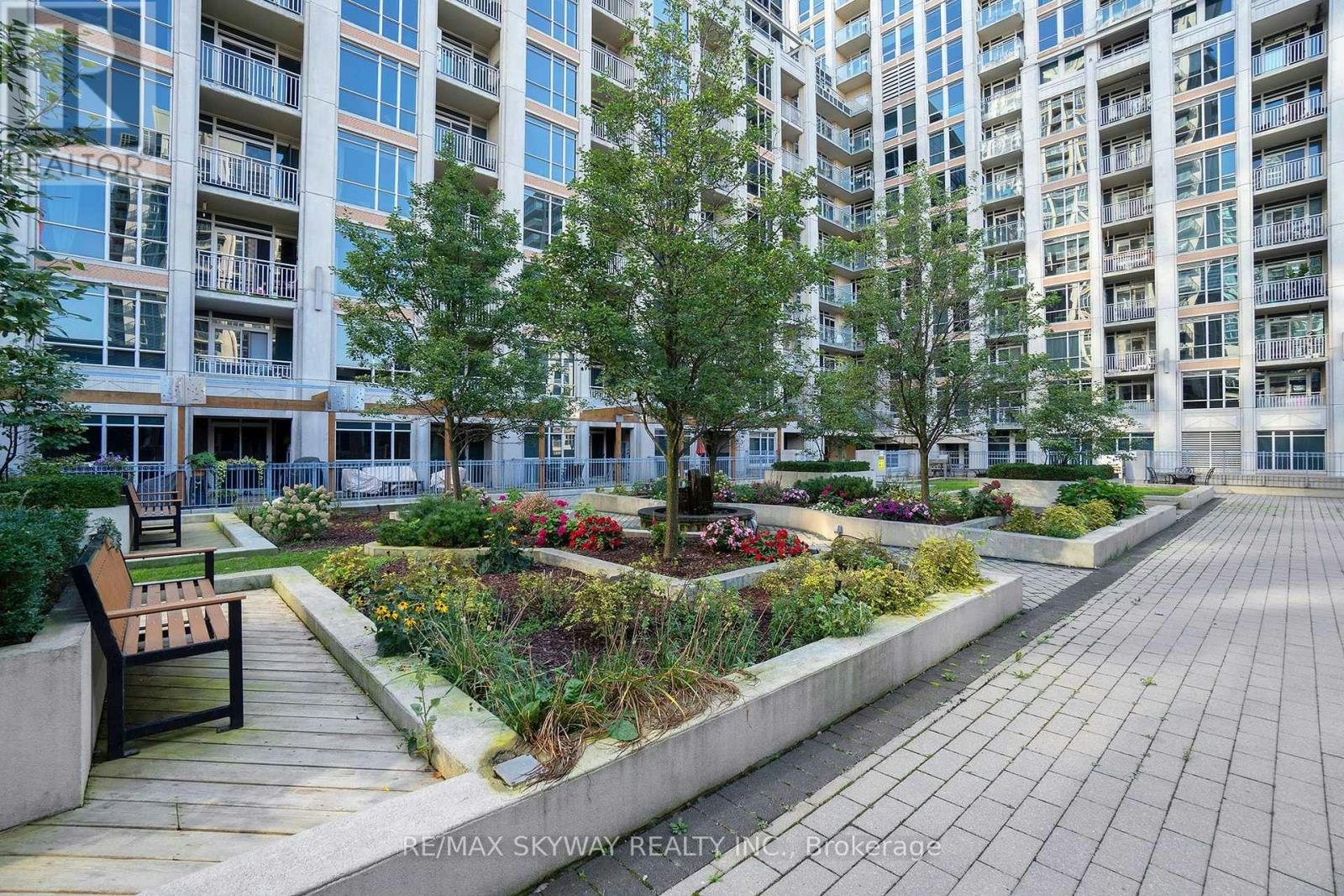 LPH03-628 Fleet Street, Toronto, ON, M5V 1A8 - 38