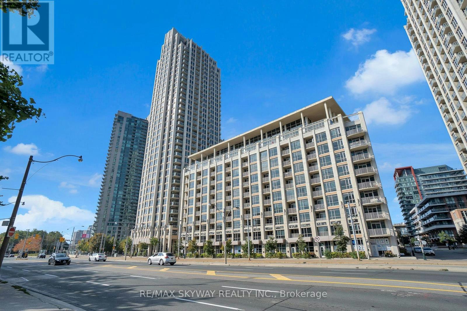 LPH03-628 Fleet Street, Toronto, ON, M5V 1A8 - 2