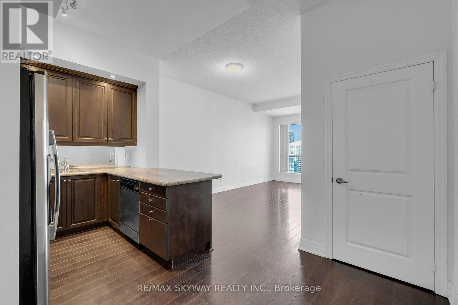 LPH03-628 Fleet Street, Toronto, ON, M5V 1A8 - 10