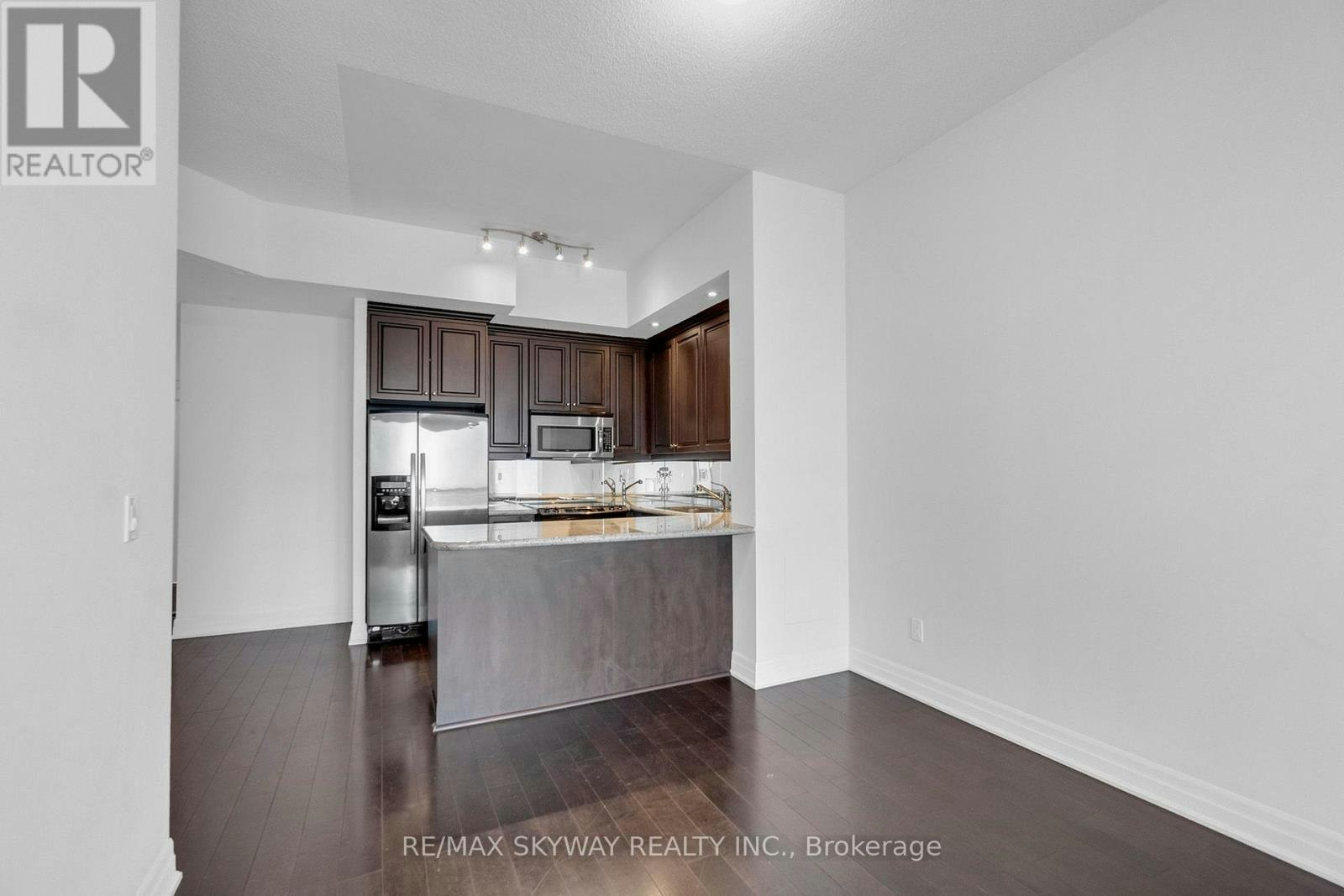 LPH03-628 Fleet Street, Toronto, ON, M5V 1A8 - 19