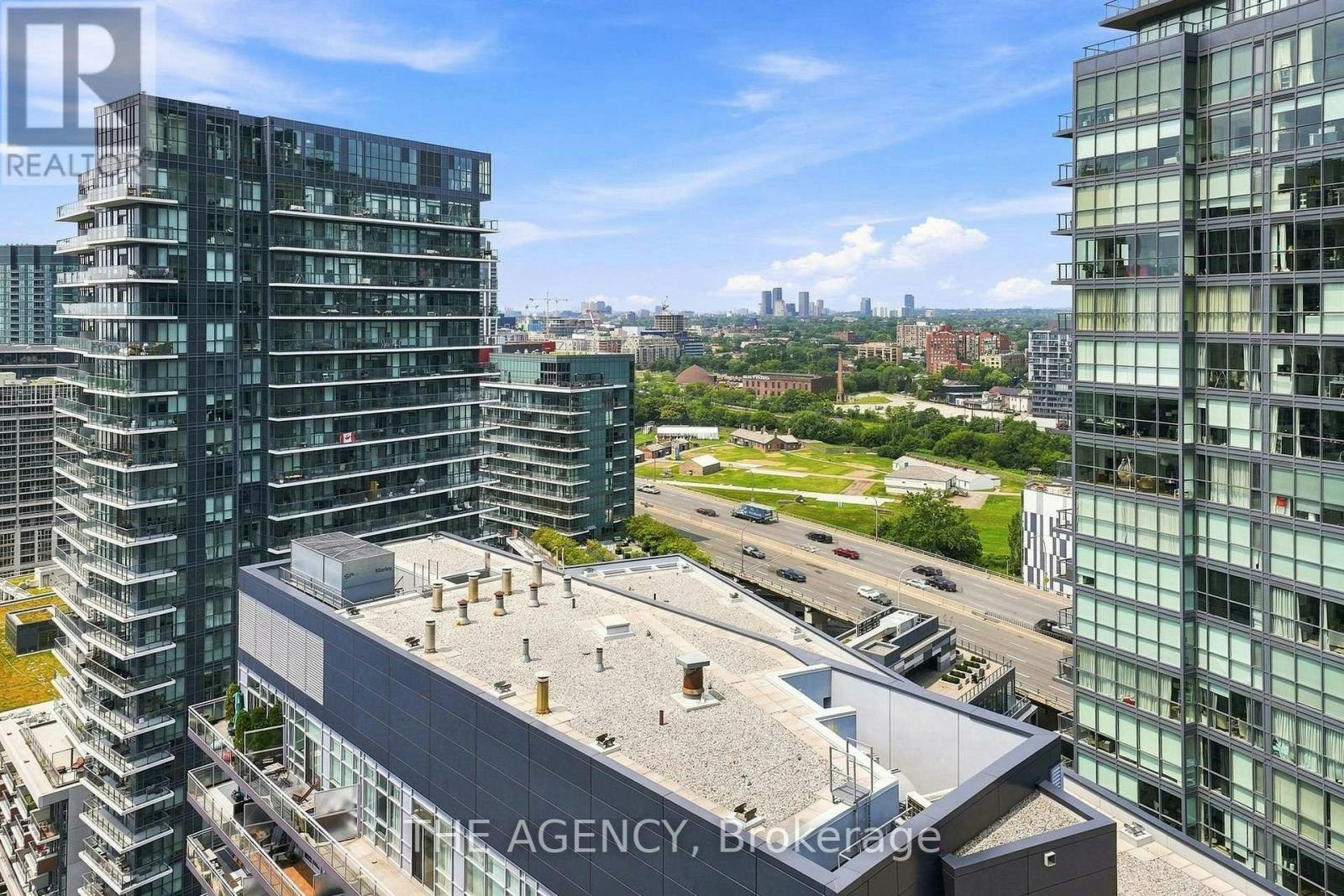2301-600 Fleet Street, Toronto, ON, M5V 1B7