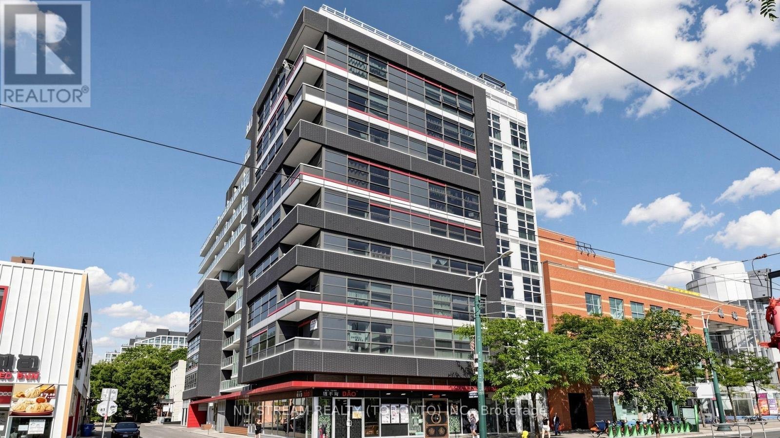 708-10 Willison Square, Toronto, ON, M5T 0A8