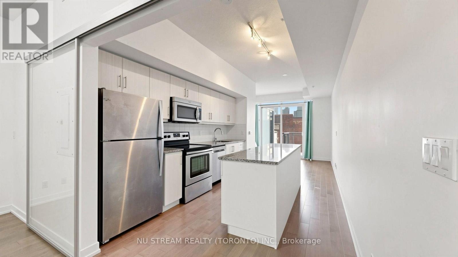 708-10 Willison Square, Toronto, ON, M5T 0A8 - 4