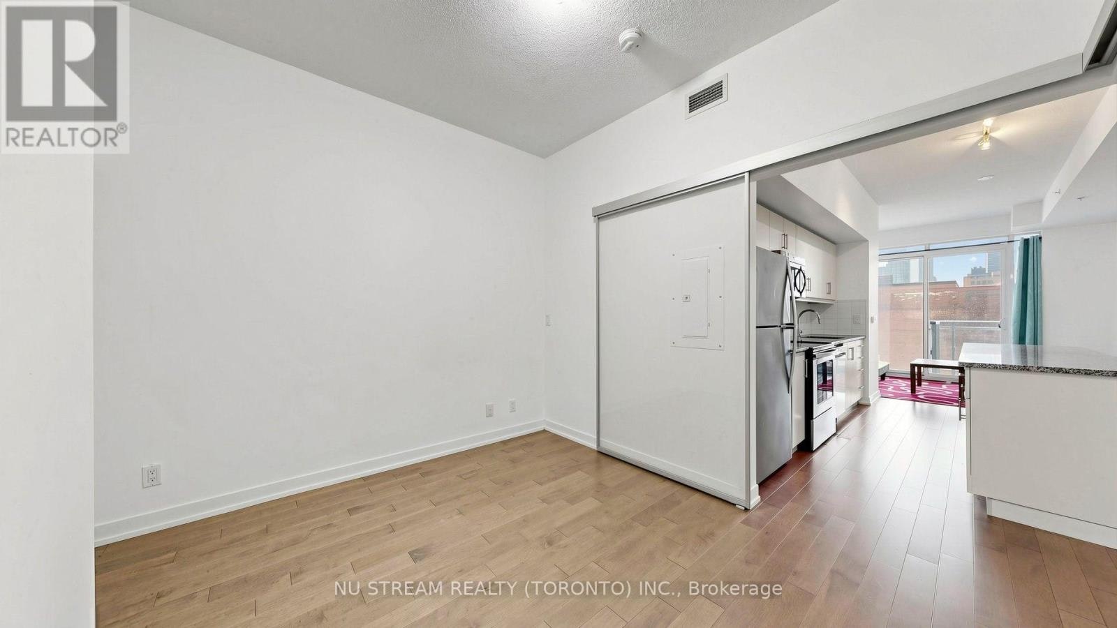 708-10 Willison Square, Toronto, ON, M5T 0A8 - 8