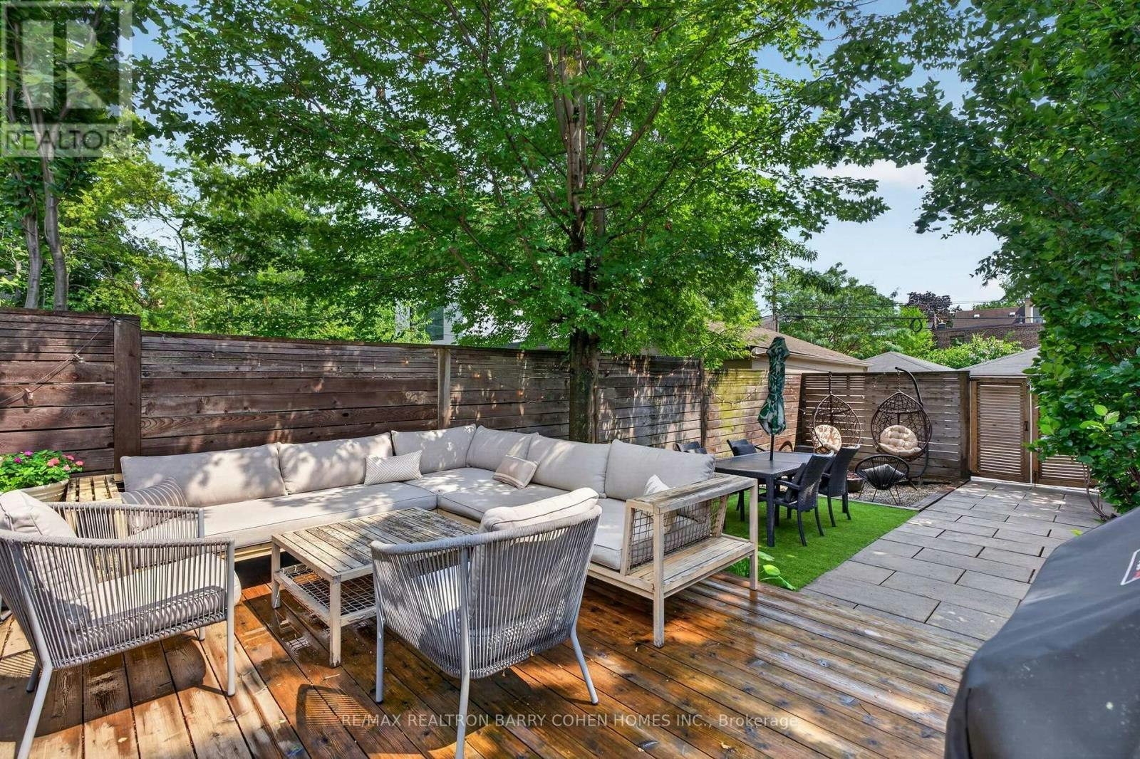 43 Helena Avenue, Toronto, ON, M6G 2H3 - 35