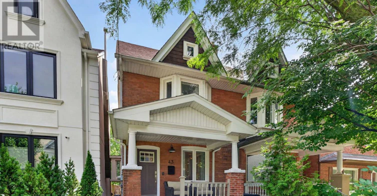 43 Helena Avenue, Toronto, ON, M6G 2H3